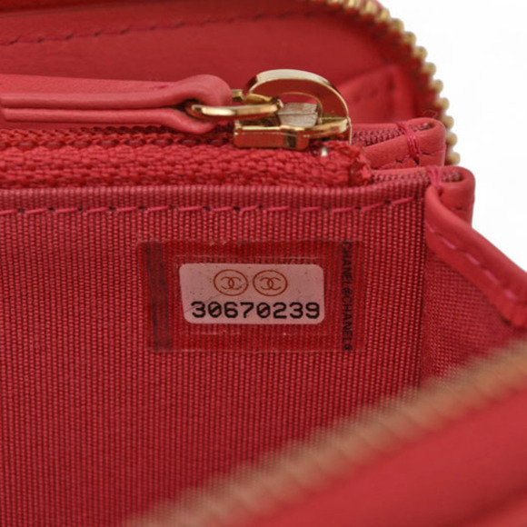 CHANEL Pink Wallet - Picture 9 of 11